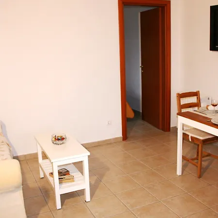 Lagoon View - Adults Only Daire *